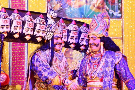 नेपालगञ्जमा रामलीलाको १ सय ५६ औँ संस्करण मञ्चन सुरु